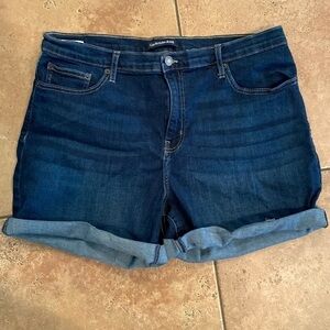 Calvin Klein Jeans super stretch cutoff shorts size 16